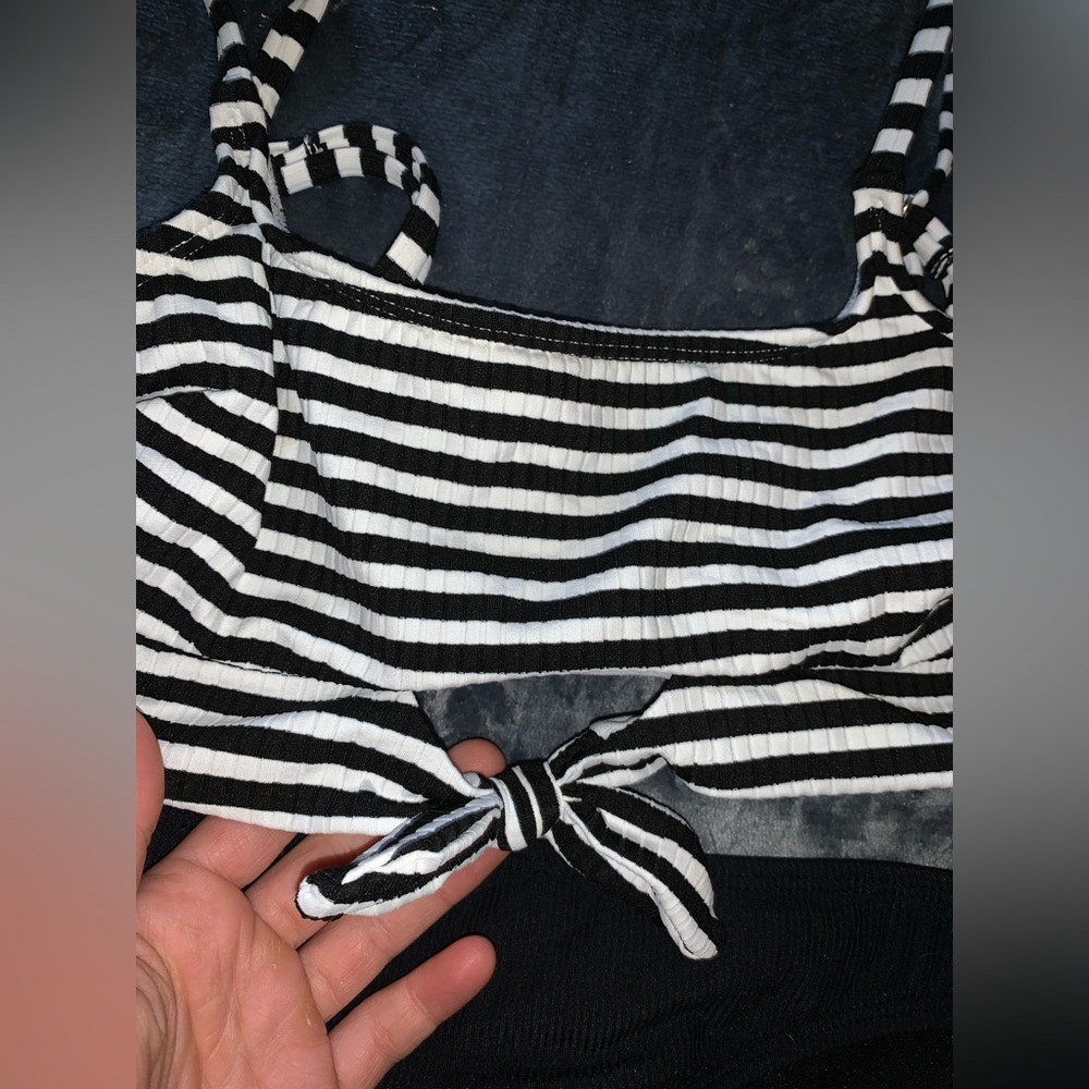 Target bikini! - Picture 2 of 5